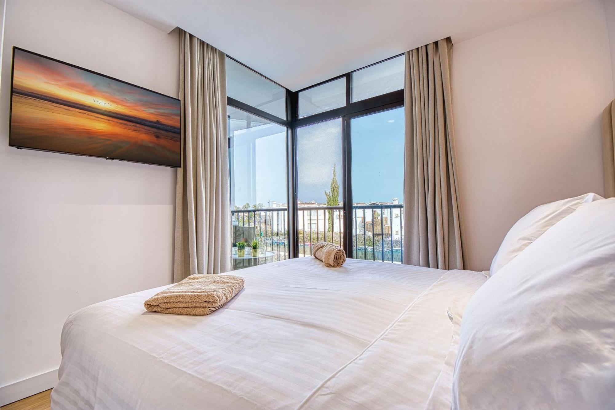 Guinea 506 By Homestaygrancanaria *