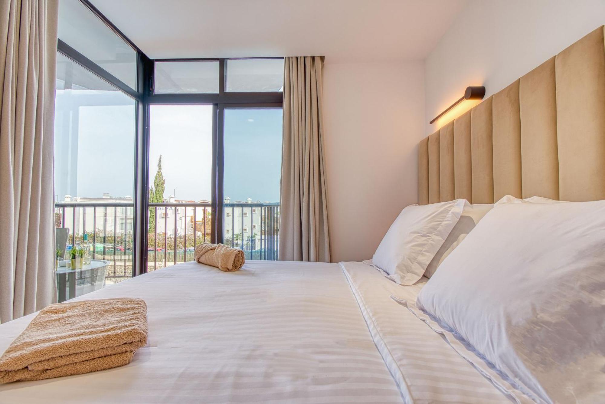 Guinea 506 By Homestaygrancanaria