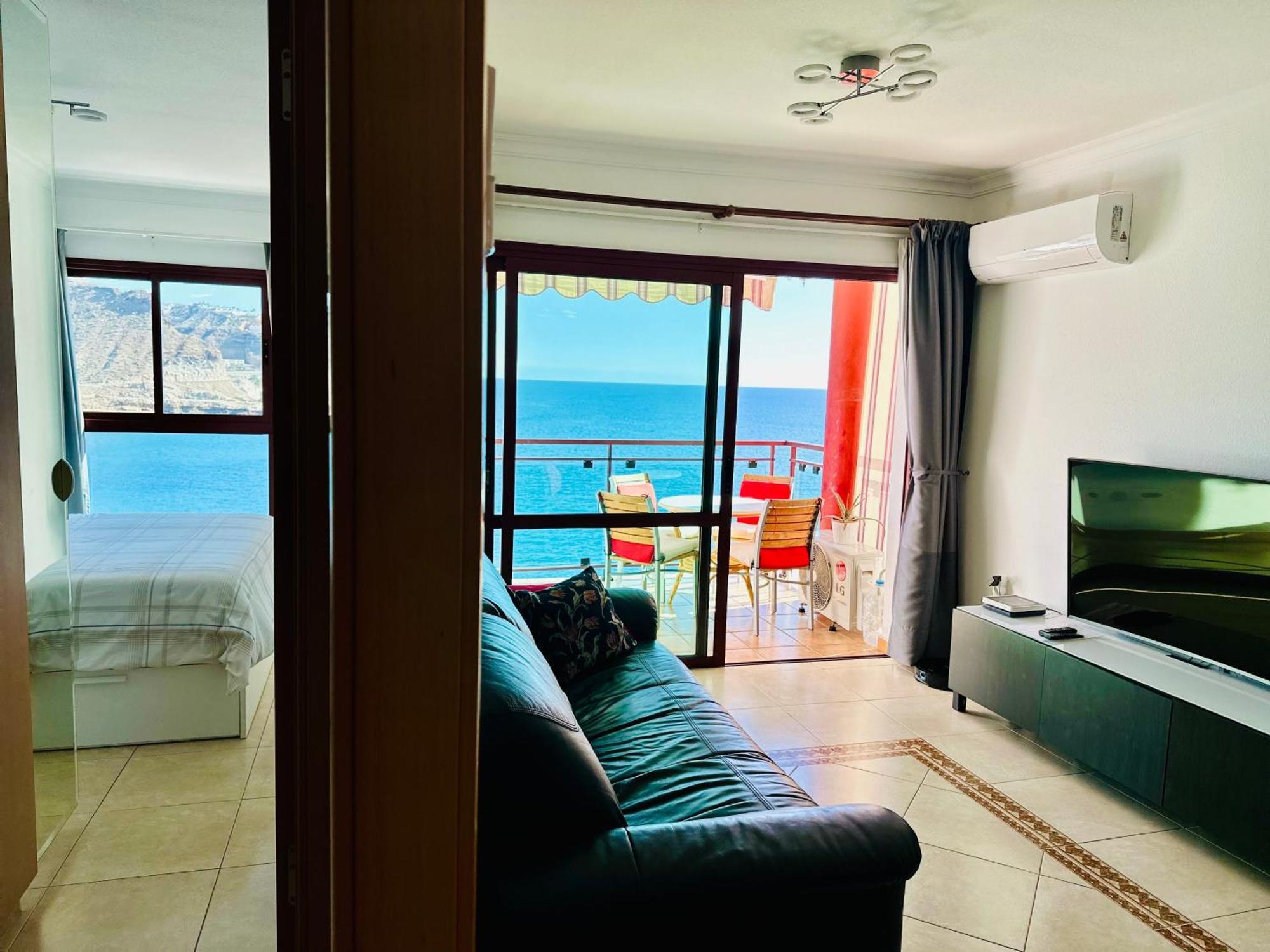 Su Eminencia - Sea View With Modern Comforts Appartamento *