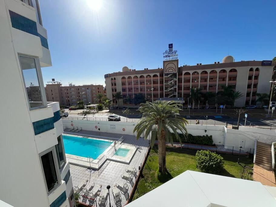 Chic & Stylish Near Yumbo Apartamento *