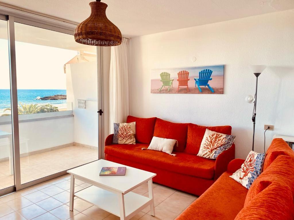 Front Sea View Nasas Apartment *