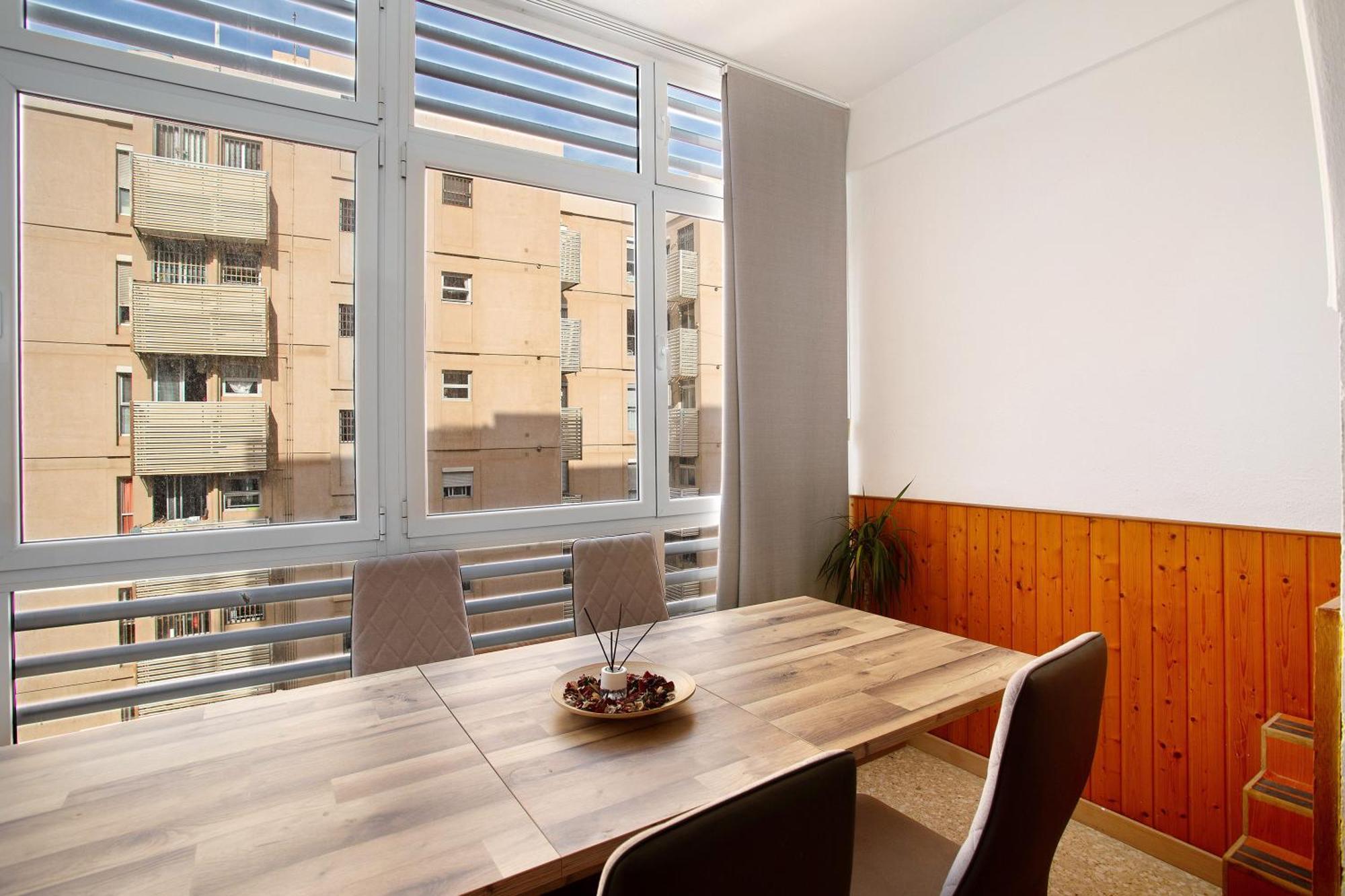 Mesa Y Lopez Apartamento *