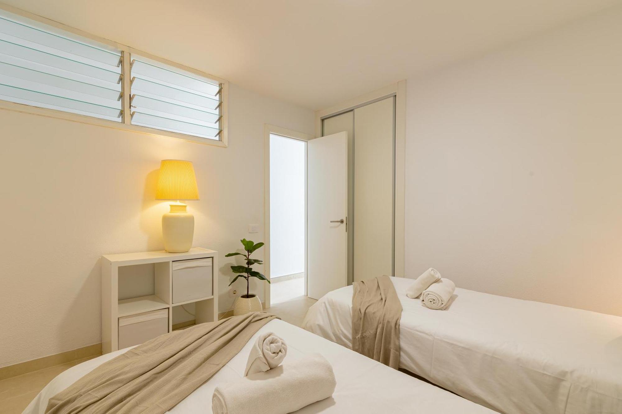 Canarian - Firstline Burras *