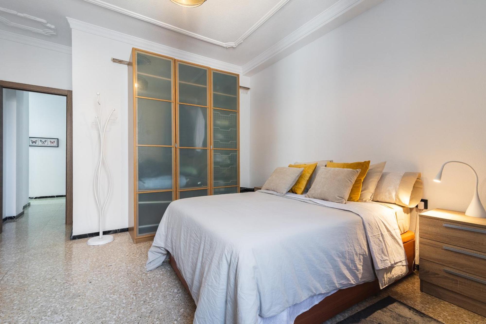 Mesa Y Lopez Deluxe Apartment *