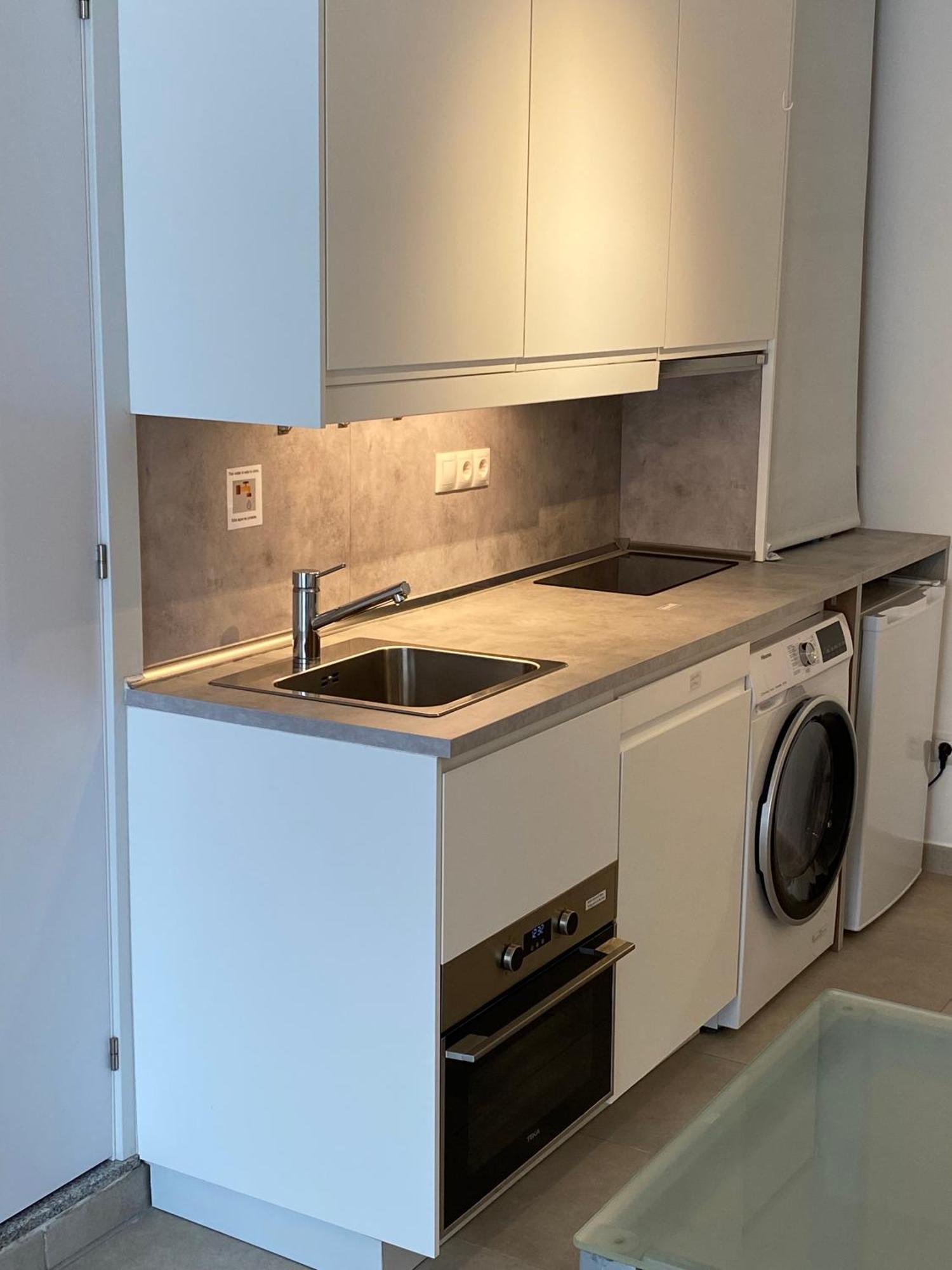 Apartamento With Small Balcony *