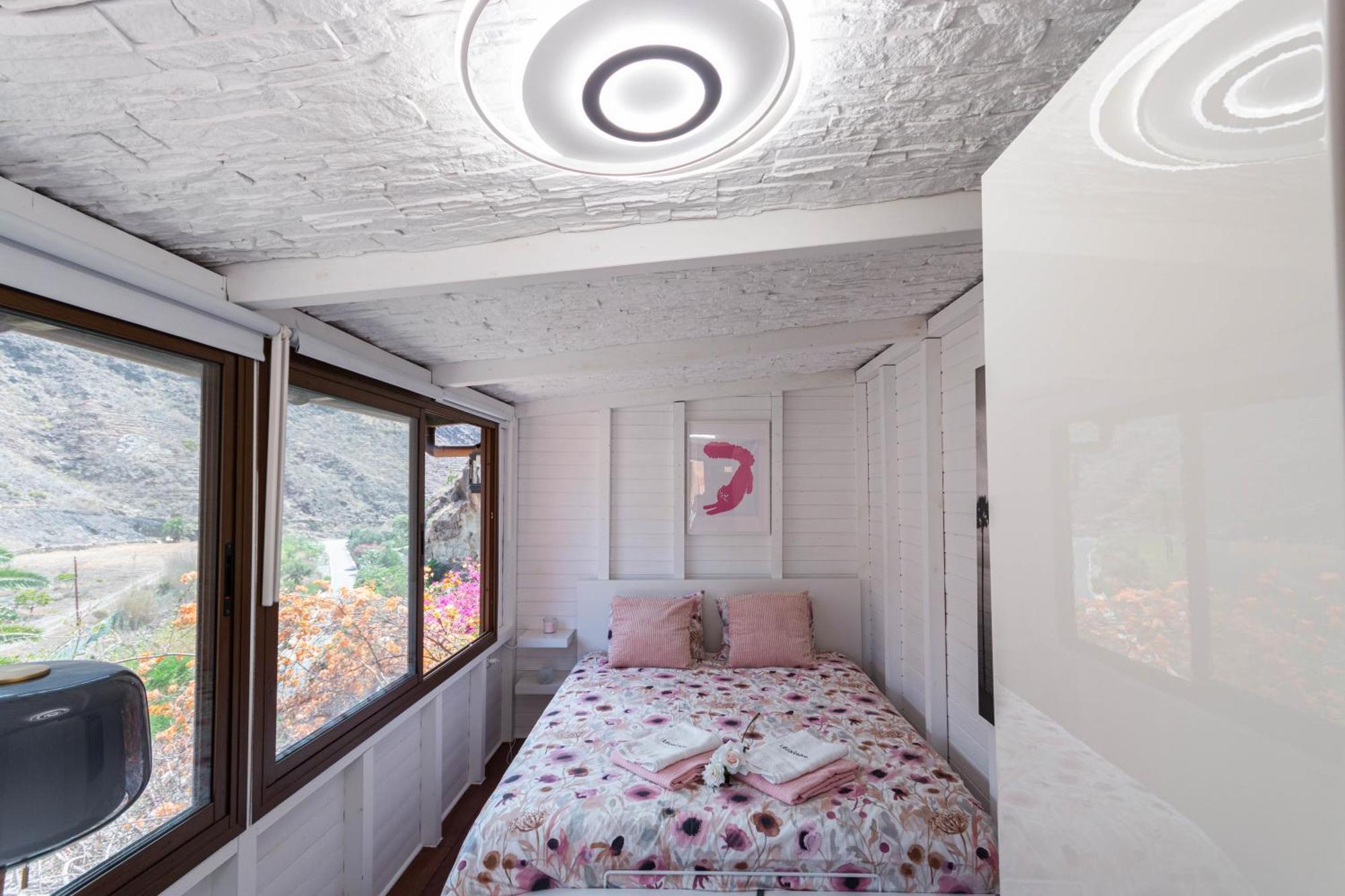 Friends'bed-room In Quiet Montain - Swimming Pool, Jacuzzi, Tv Outdoor - La Lezardiere Habitación en casa particular *