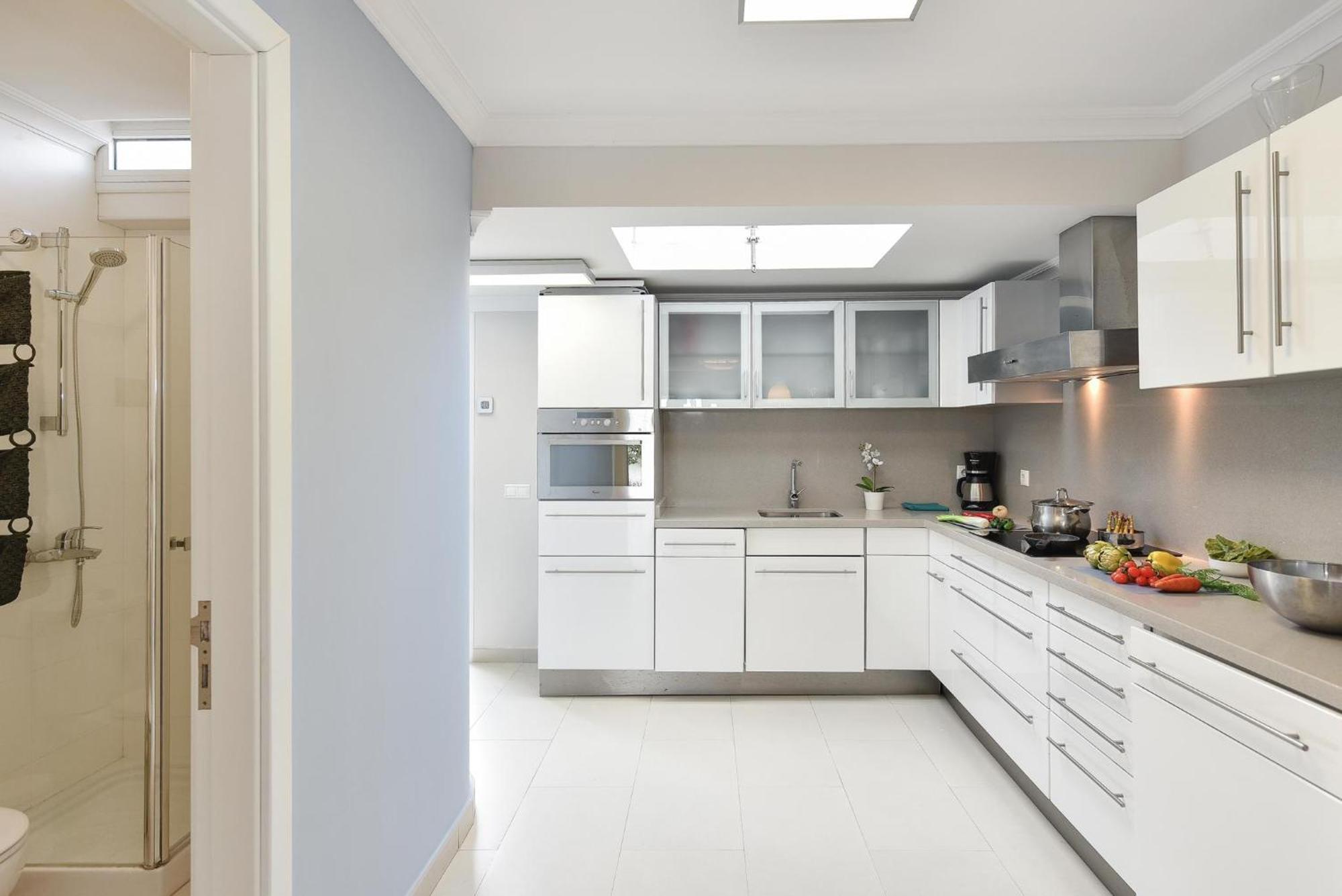 Apartment Beachfront Burras Mra 02