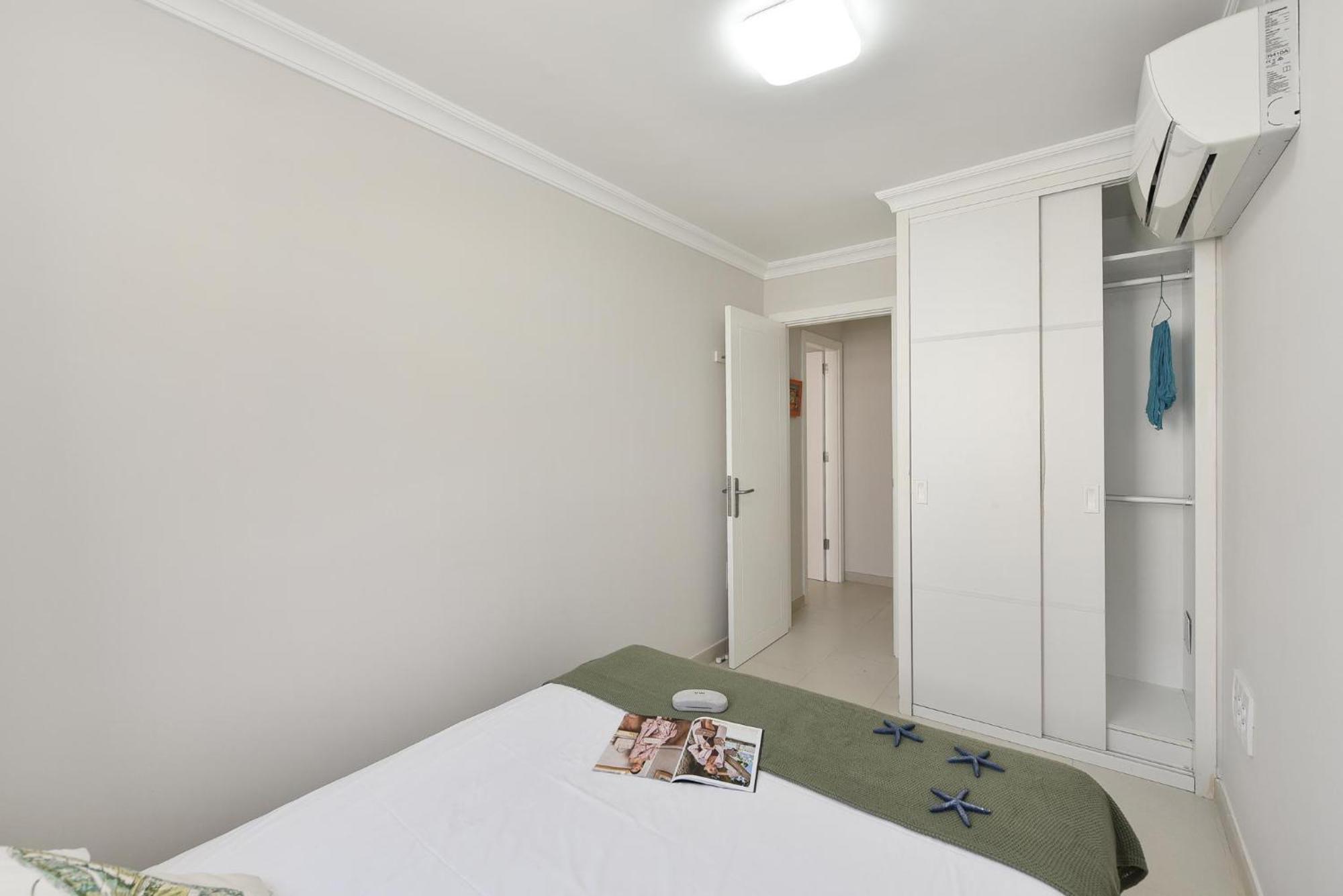 Beachfront Burras Mra 02 *