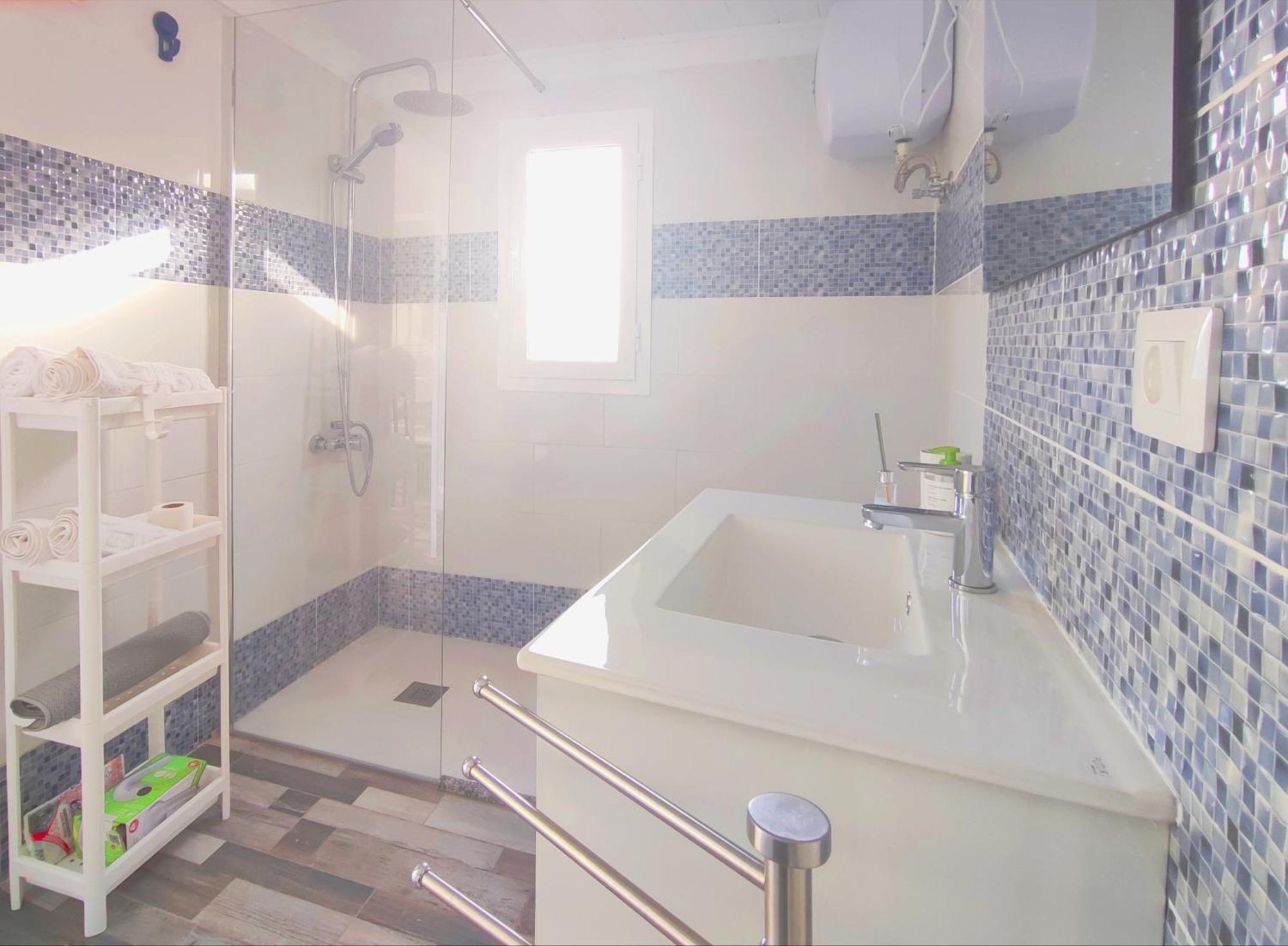 Eolo Oceanfront Apartment *