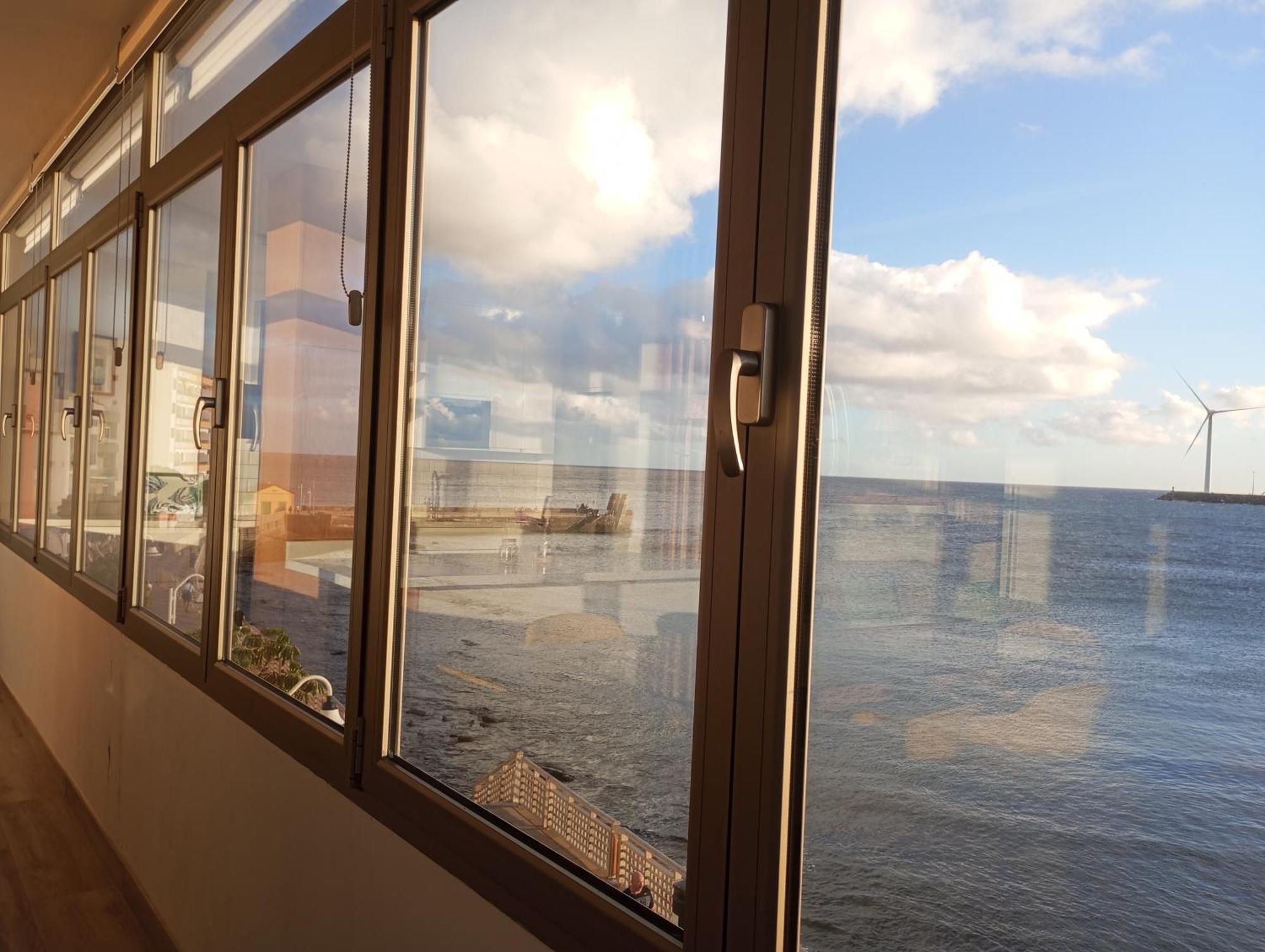Sea View On Beach Apartamento