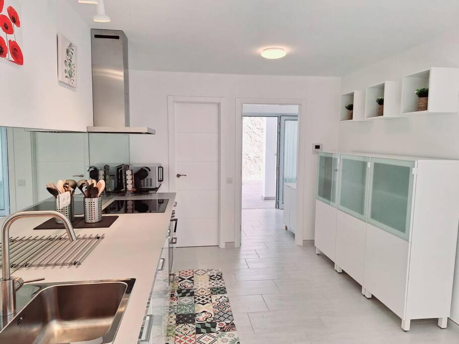 Villa Malibu Mogan Secret Pool - Piscina Privada Y Climatizada - Exclusive Heated Pool *