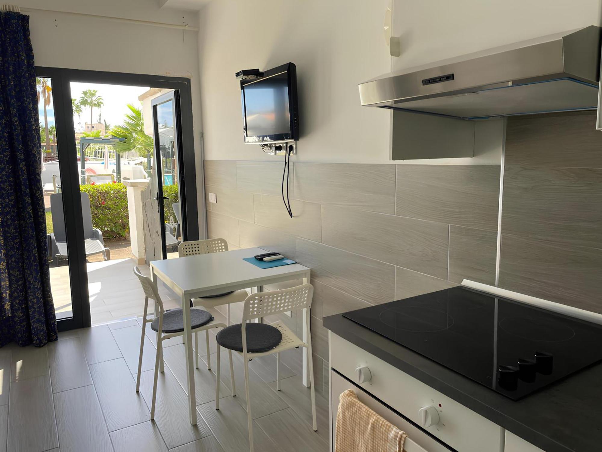 Bungalow Enfrente Piscina En Maspalomas Appartamento