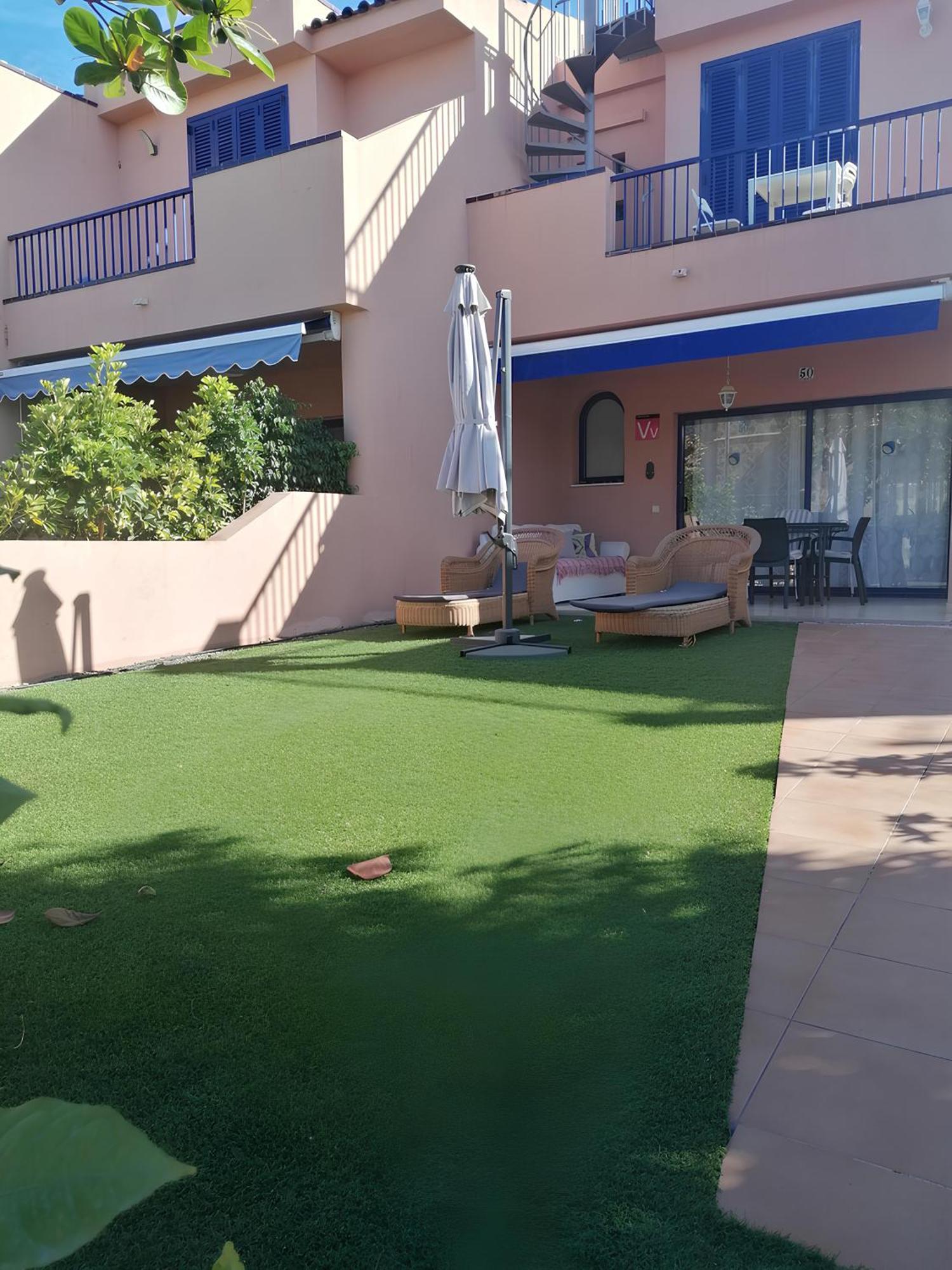 Bonita Con Propio Entrada Y Con Piscina Villa San Bartolomé