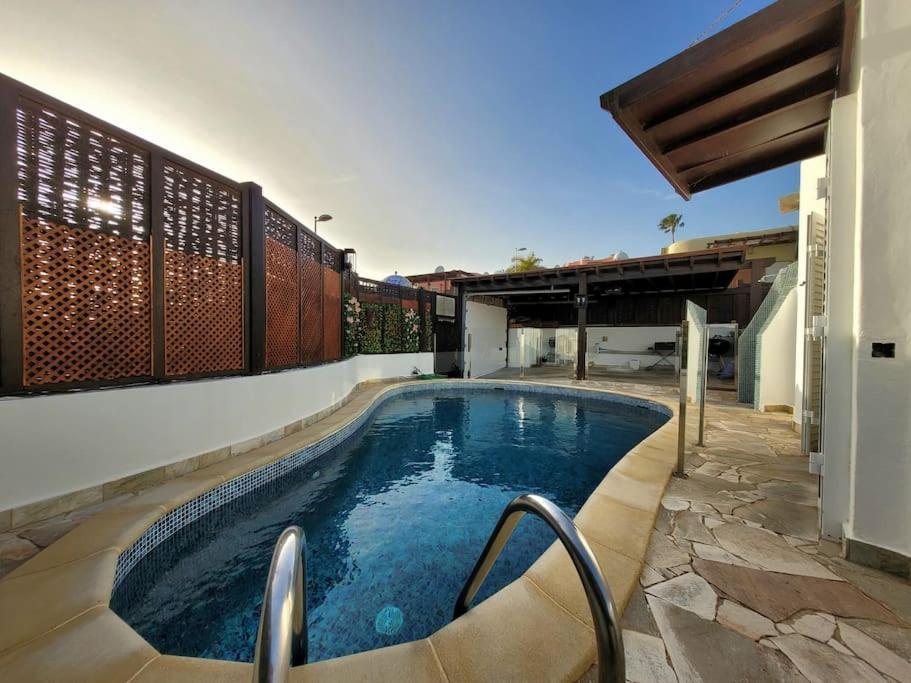 Luxury Mansion In San Agustin With A Heated Pool San Bartolomé