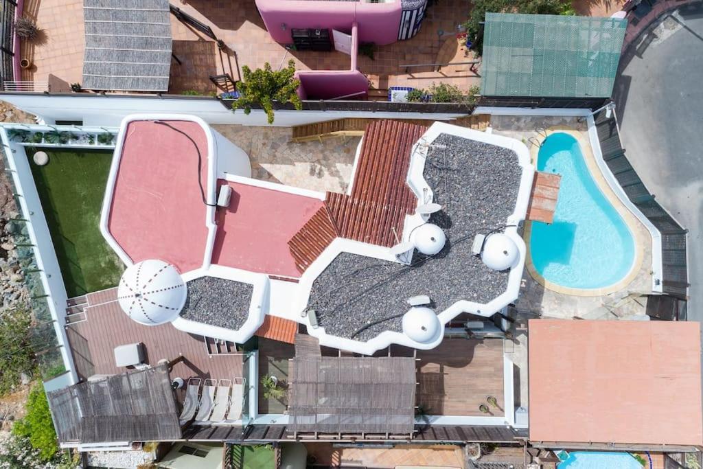 Luxury Mansion In San Agustin With A Heated Pool *