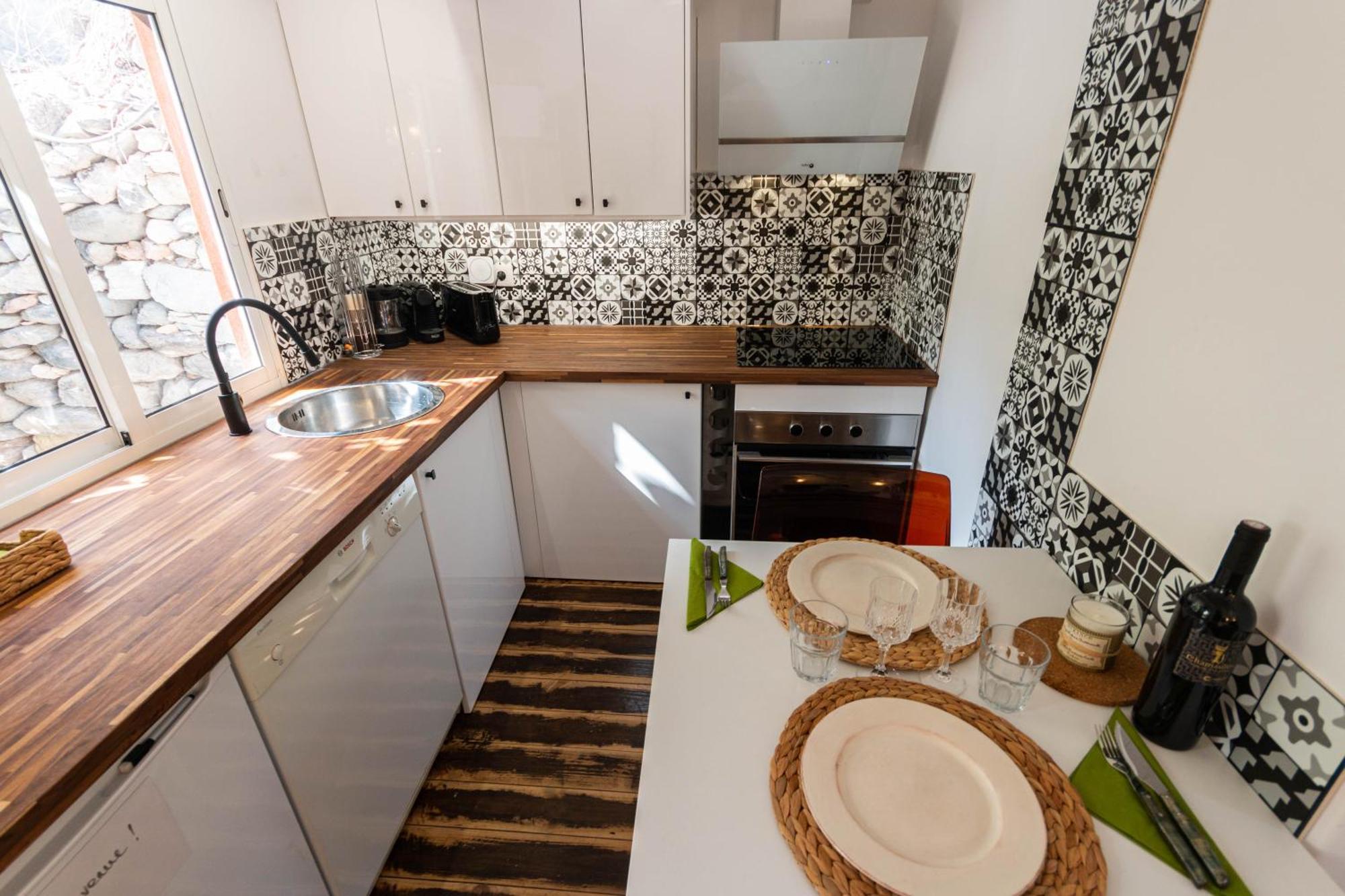 Nature In Quiet Montain - Private Jaccuzi And Garden, Wifi - La Lezardiere Сasa de vacaciones