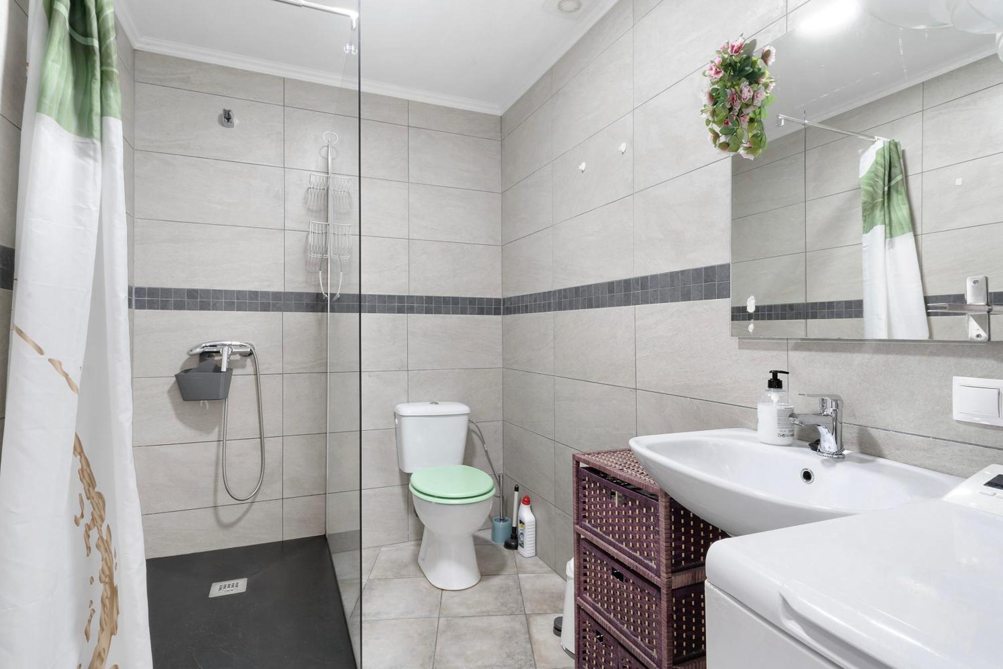 Flores4 Apartamento San Bartolomé