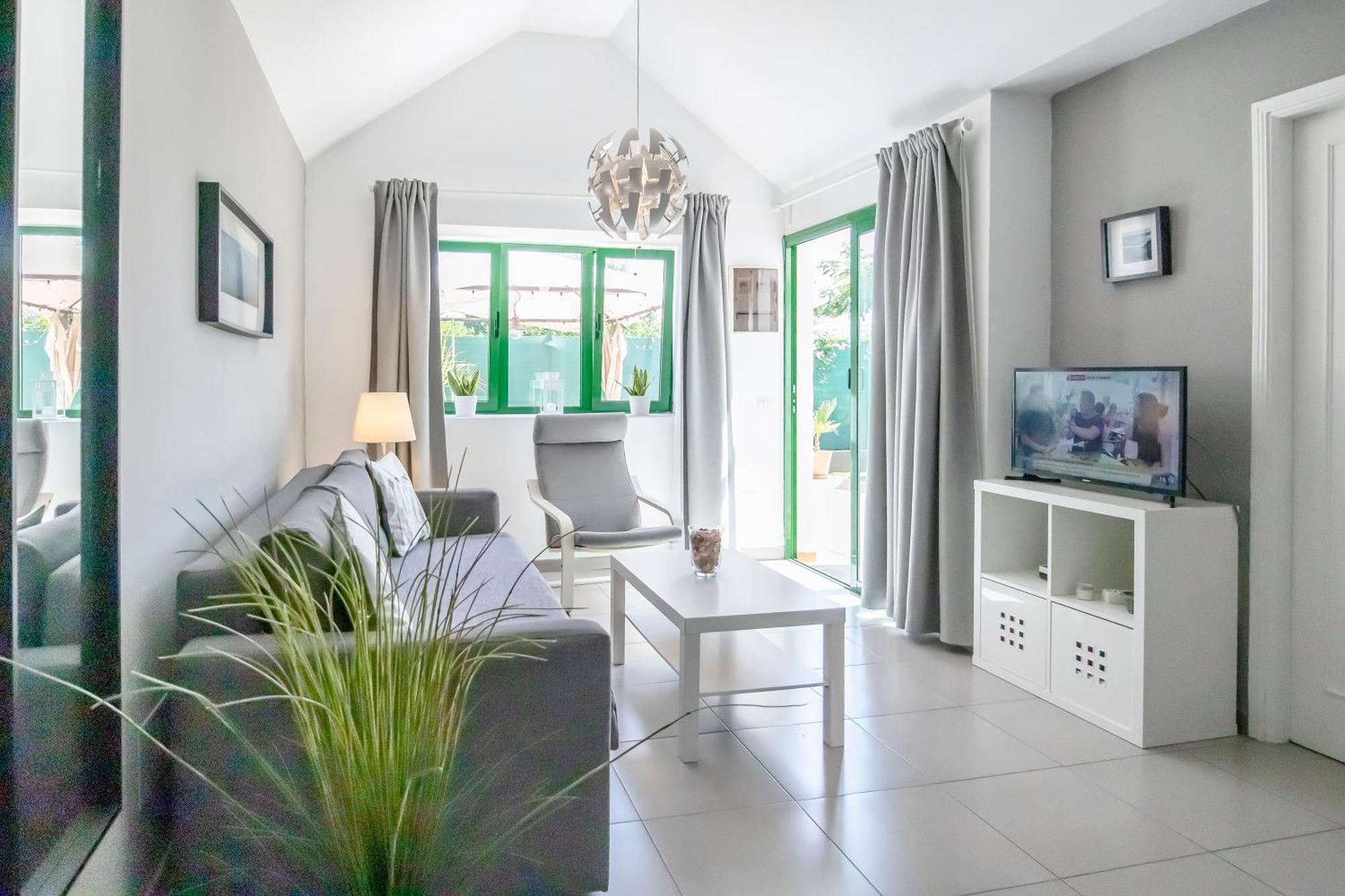 Aloha - Wonderful Private Terrace Appartamento