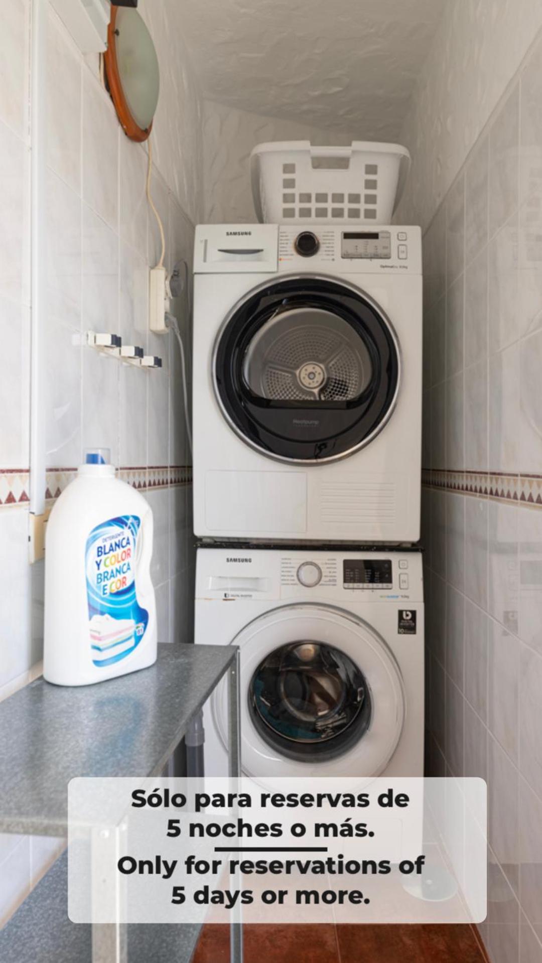 Living - Earth Adults Only Apartamento
