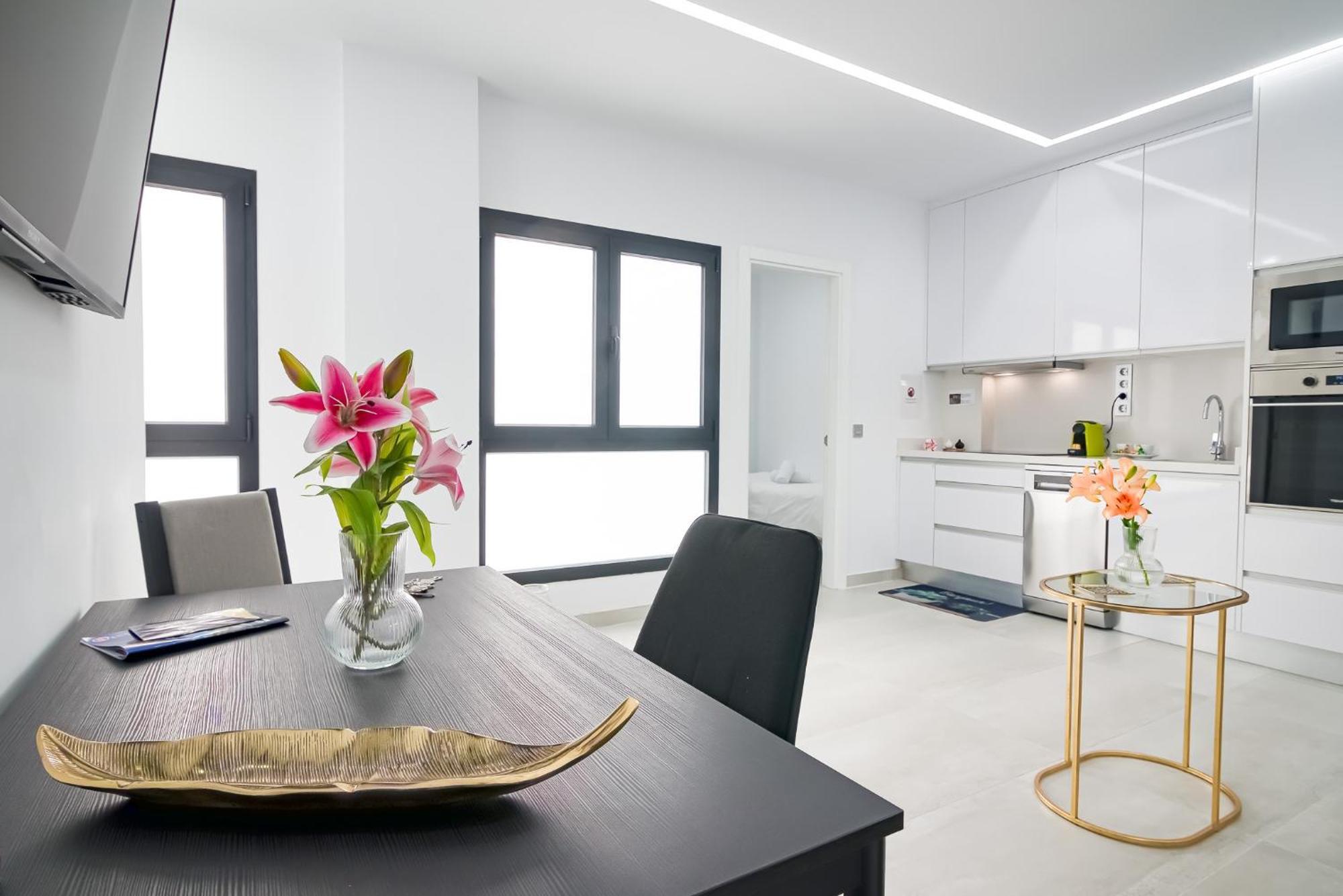 Sun&beach En Canteras Apartment