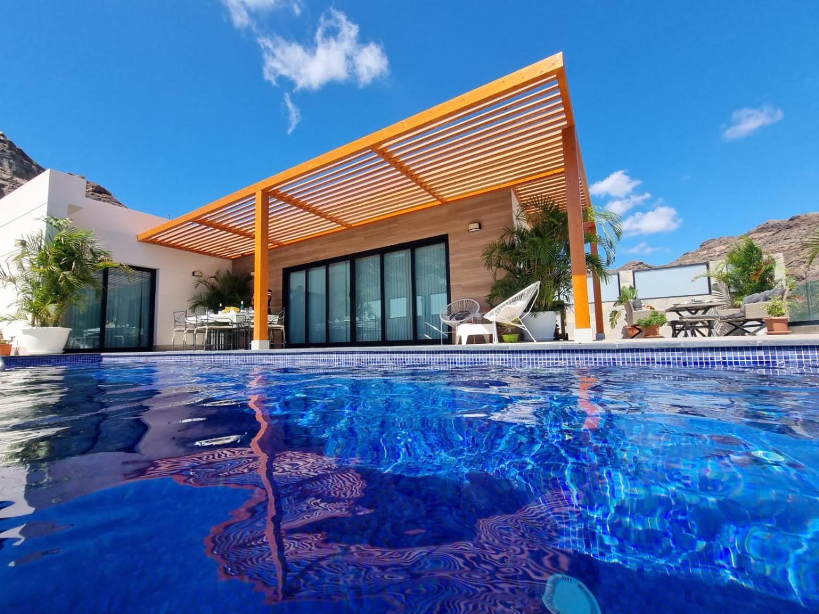 De Lujo Con Piscina Climatizada *