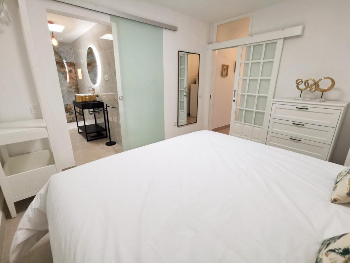 Stylish 2 Bedroom By Pride Casa vacanze