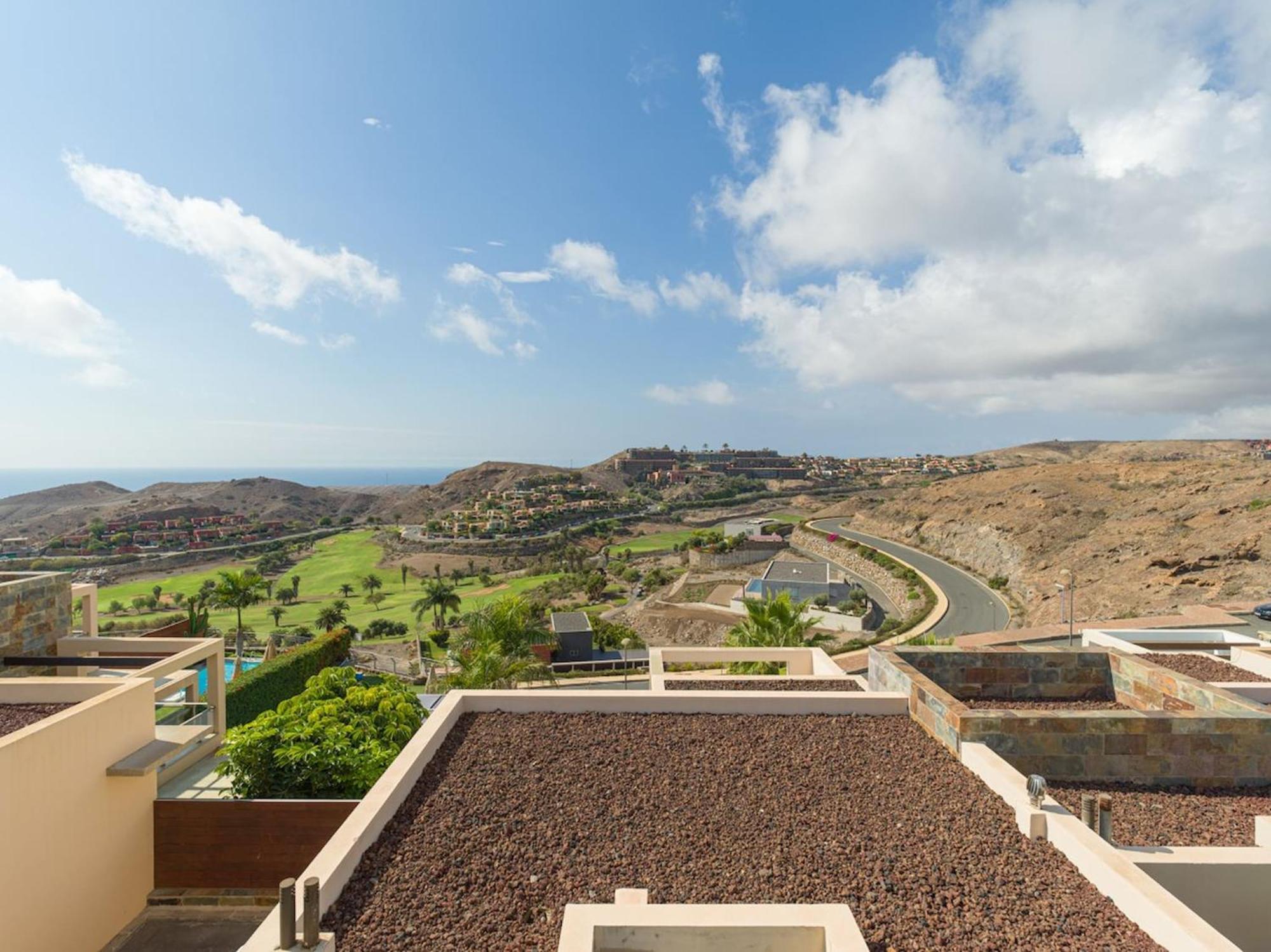 Salobre Golfers Villa *