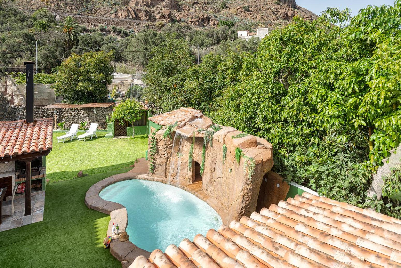 Villa Con Piscina Privada *