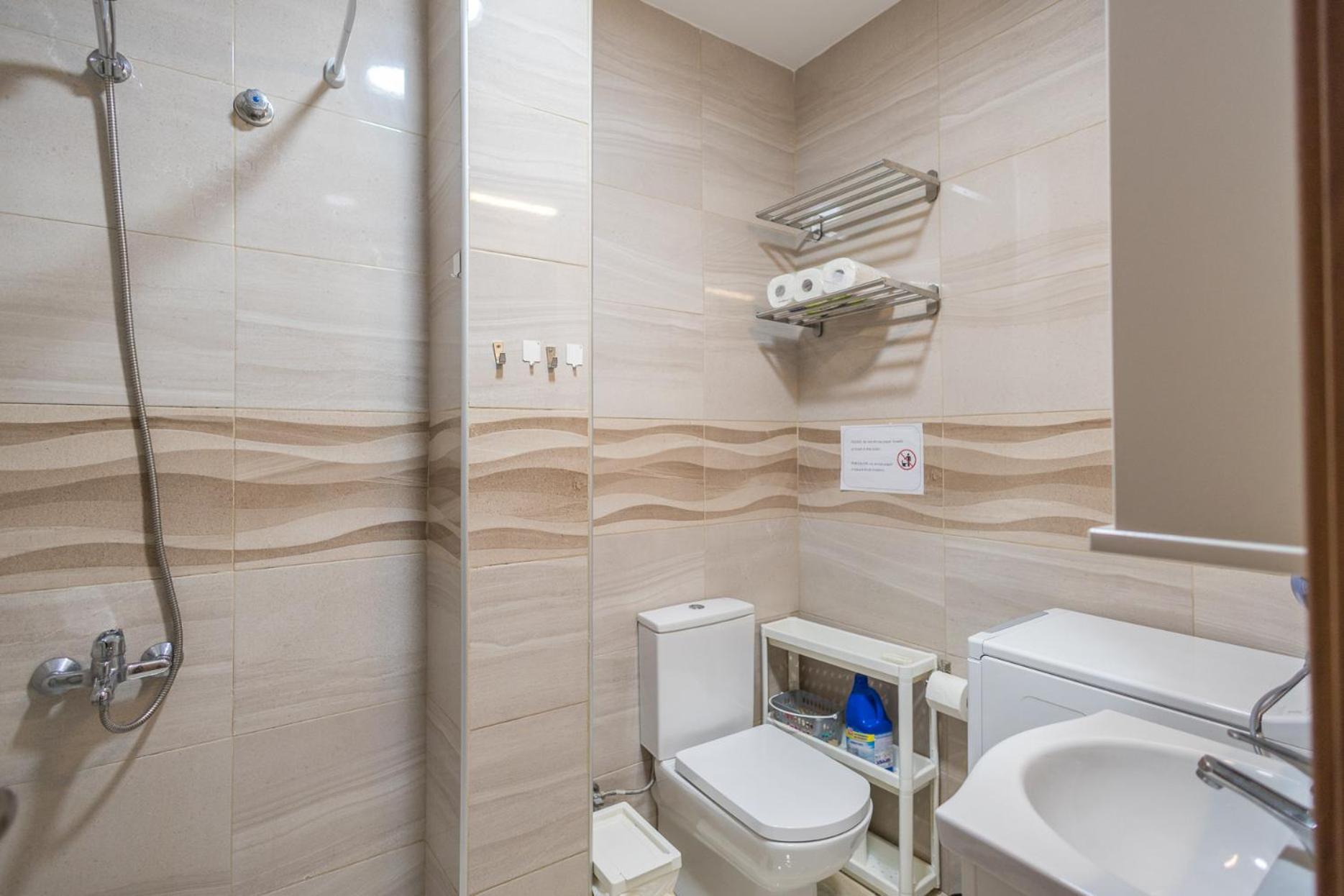 Comfy Renovated Studio 2 Min Walk To Beach