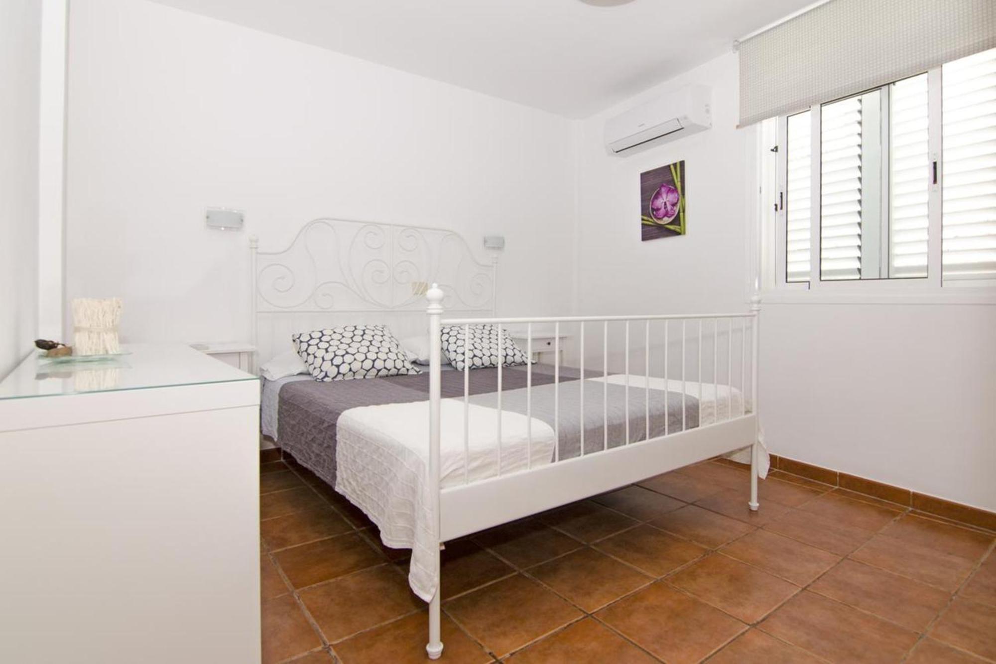 Charming In 80m² Mountain/sea View