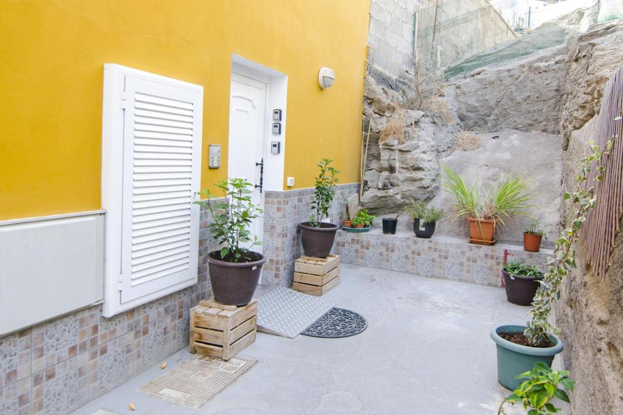 Charming In 80m² Mountain/sea View *
