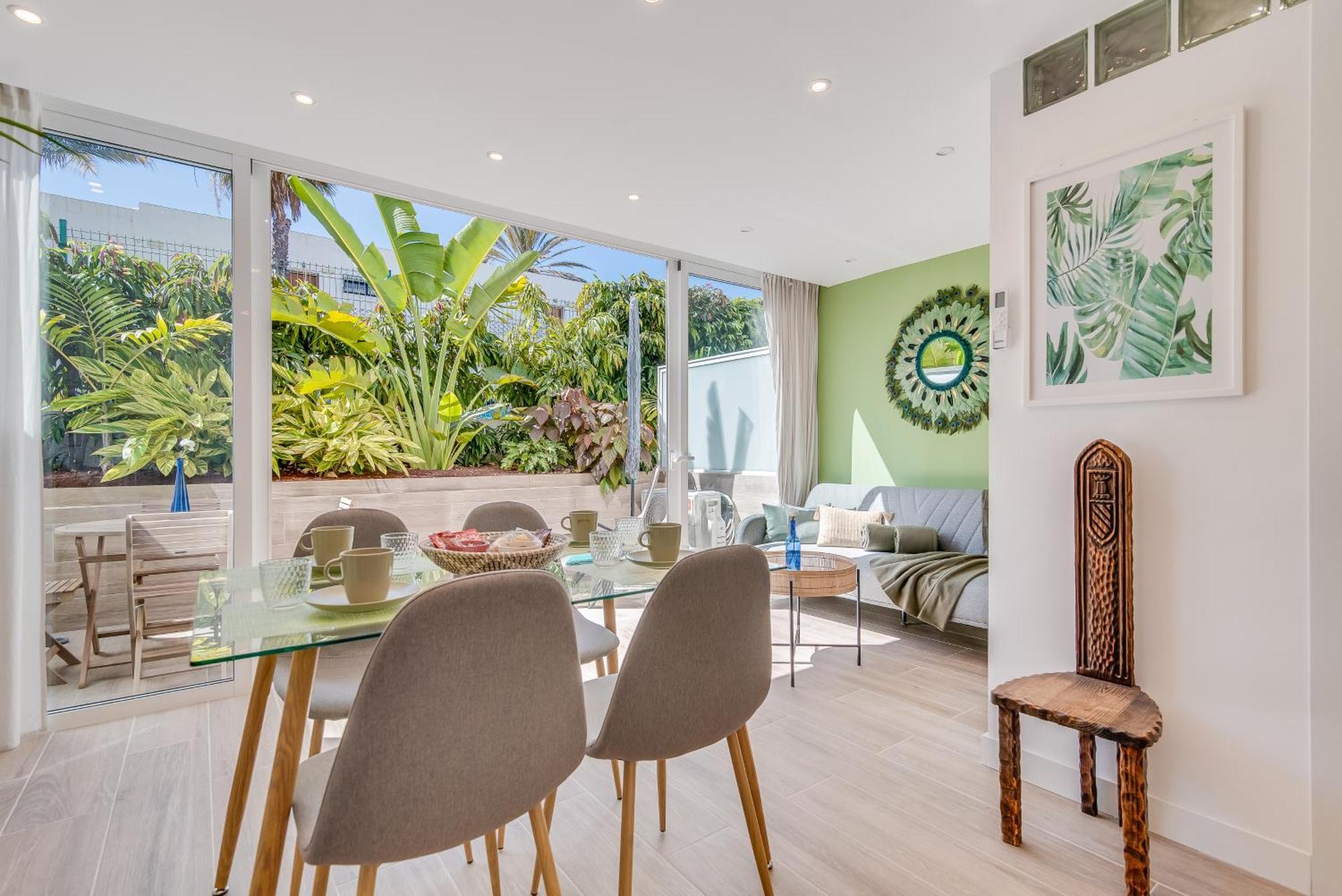 Home2book Stylish Tropical Terrace & Pool *