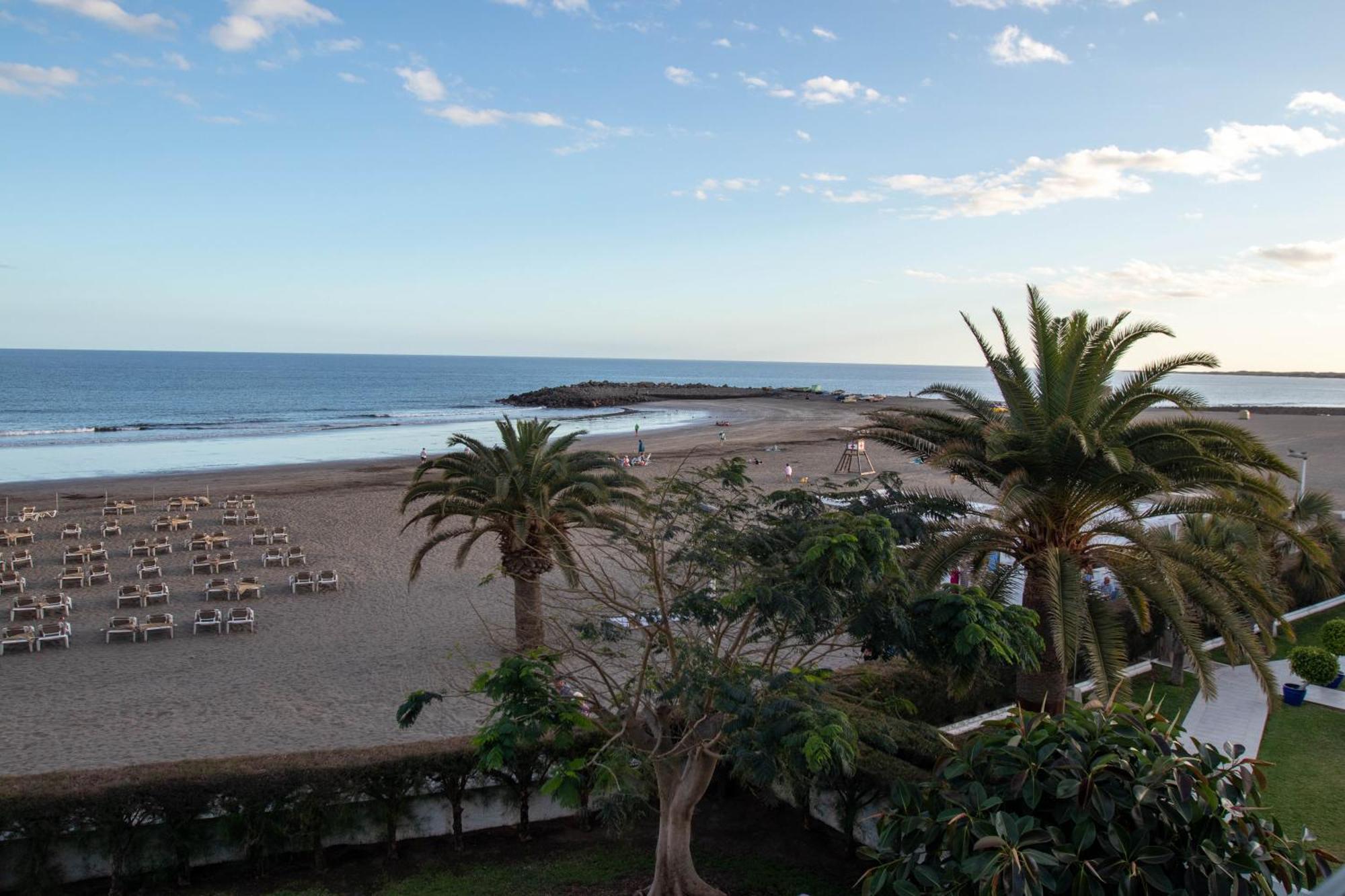 Front Sea View Nasas