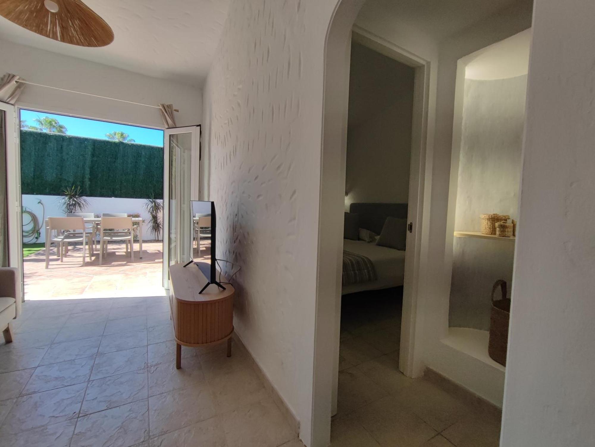 Apartamento Con Jardin Privado Junto Al Yumbo *