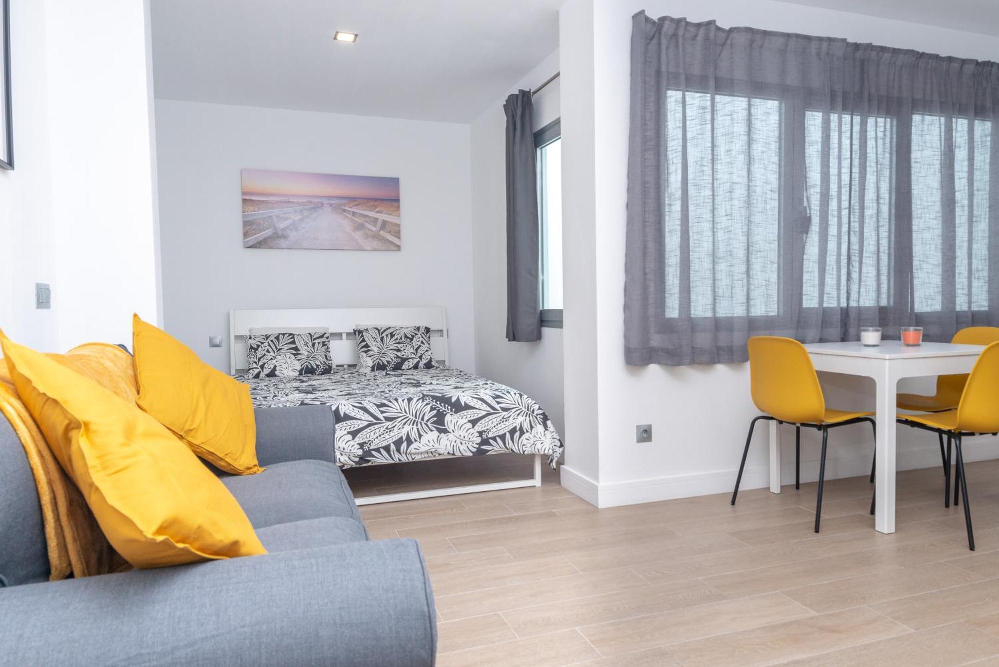 Estudio 21 Con Balcon Playa Canteras