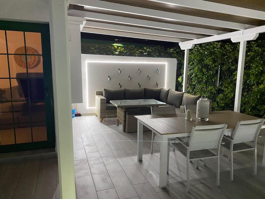 Luxury 2 Bedroom With Private Pool Casa vacanze