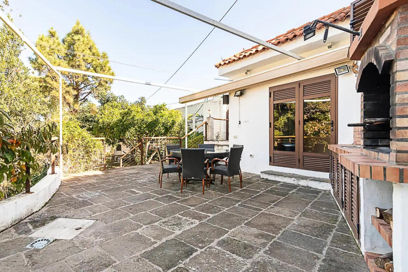 Lujosa Típica Canaria Con Jacuzzi Bbq Wifi Casa rural Teror