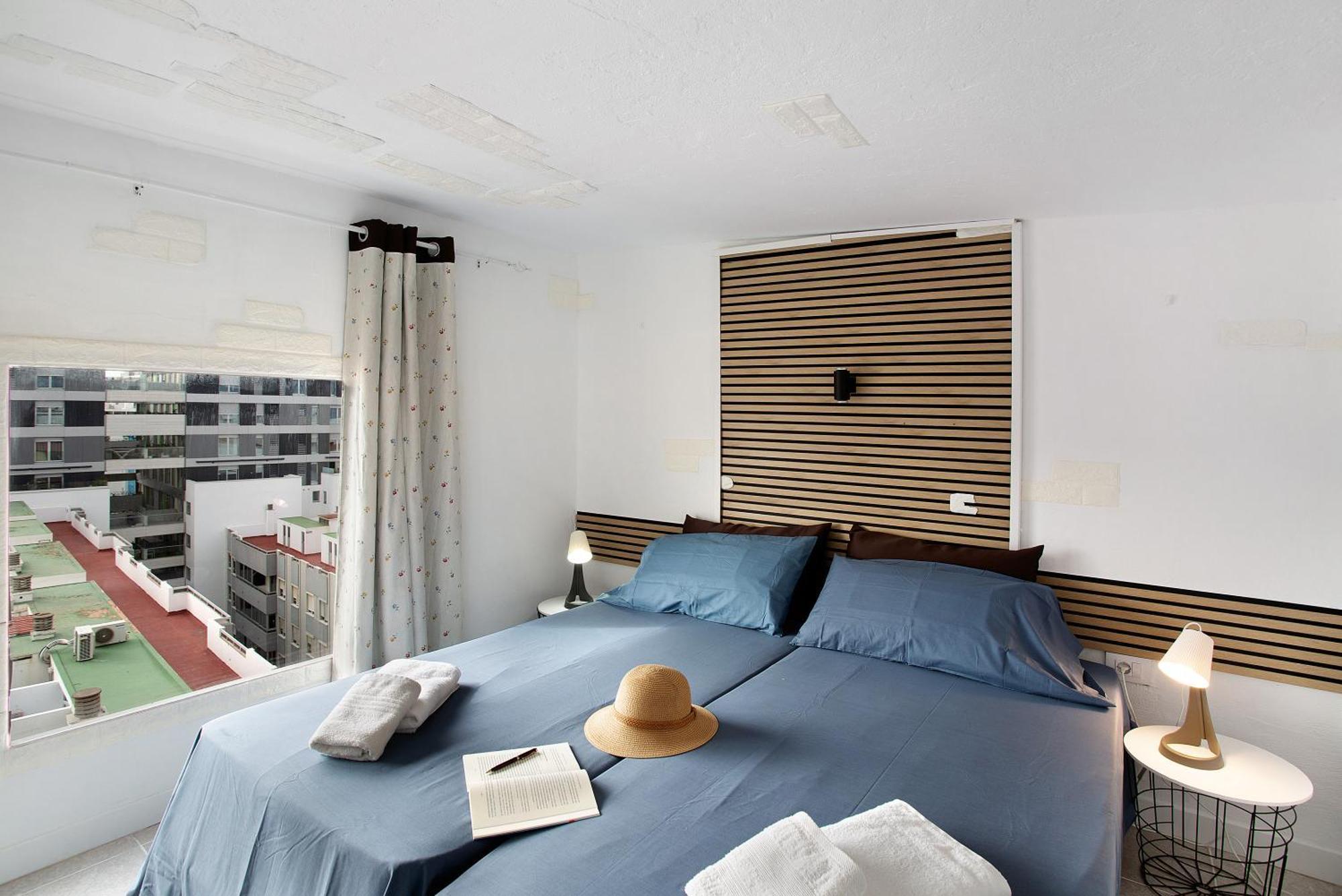 Playa Canteras Samperez Iv Apartment *