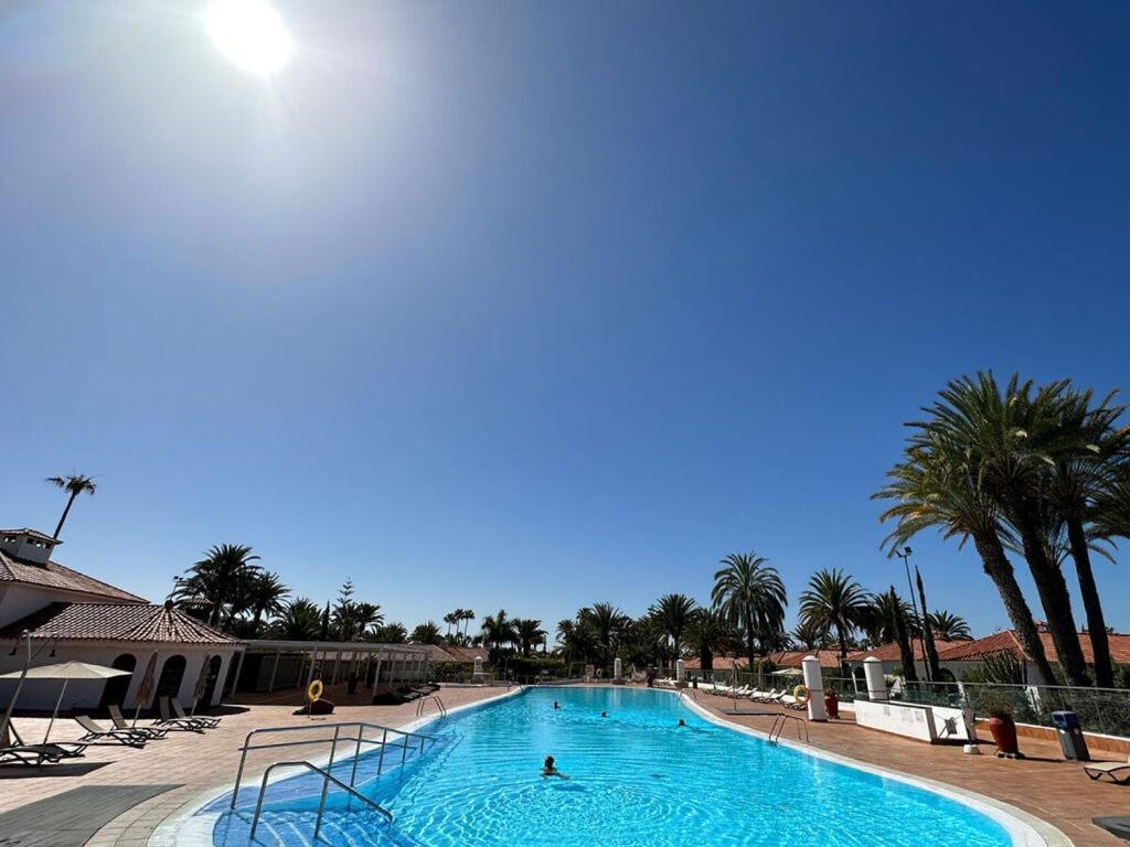 Bungalow Sun Club Casa Eduardo Сasa de vacaciones