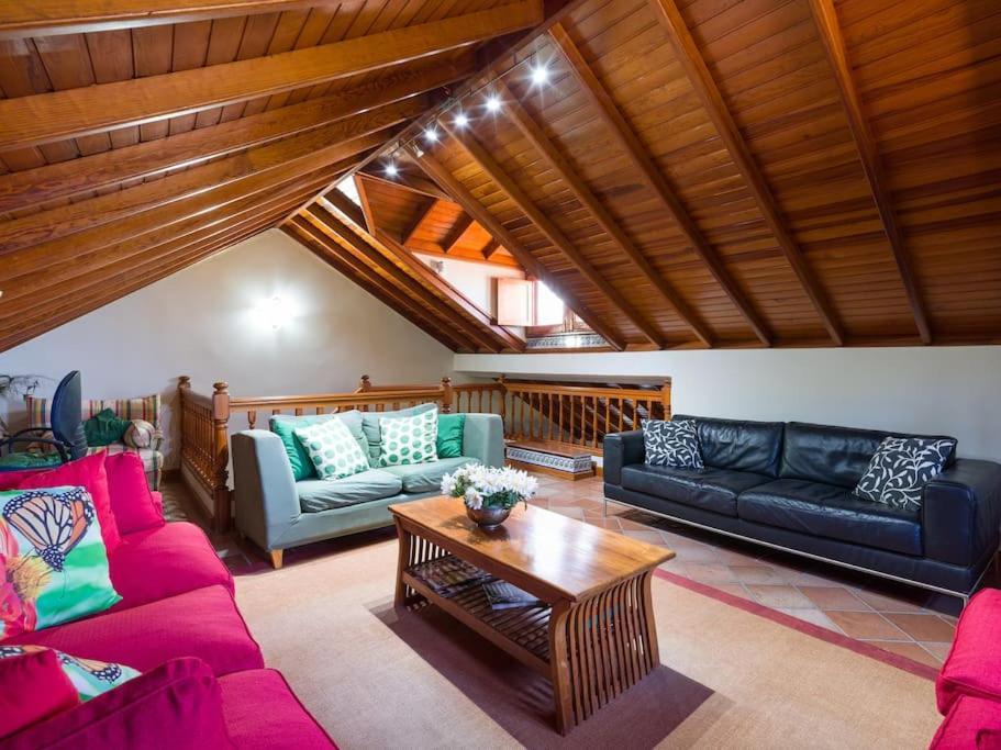With Pool And Sea Views In Banana Plantation Villa