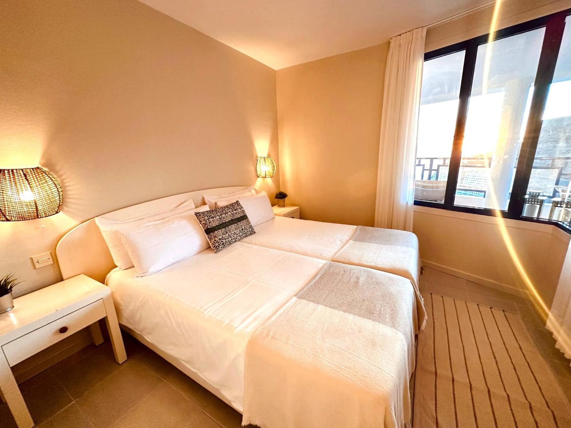 Sea View - Big Terrace - Sunset Apartamento