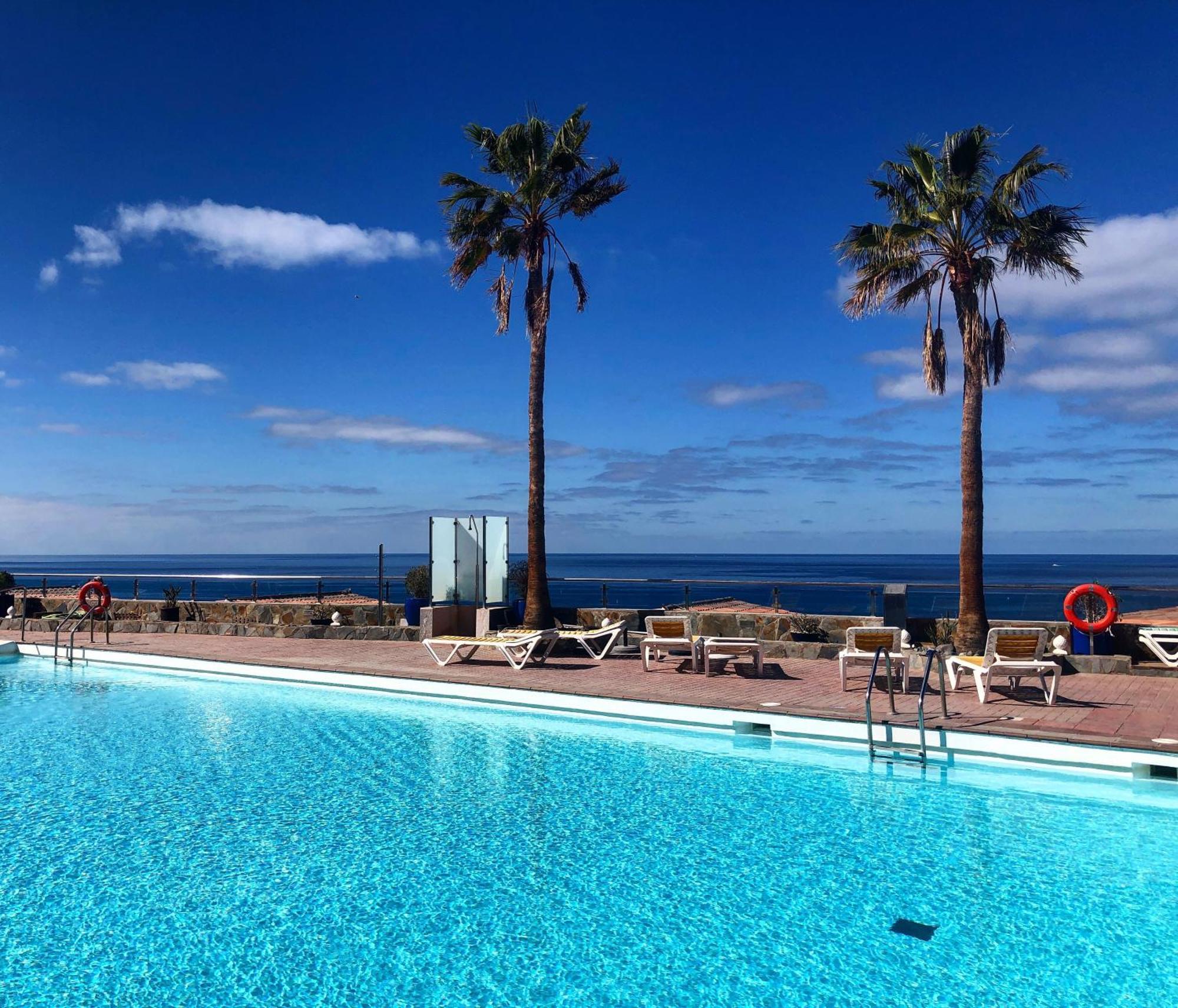 Deluxe Seaview-sunsets !transfe-r Inc! Pool,2aircond,2tv65