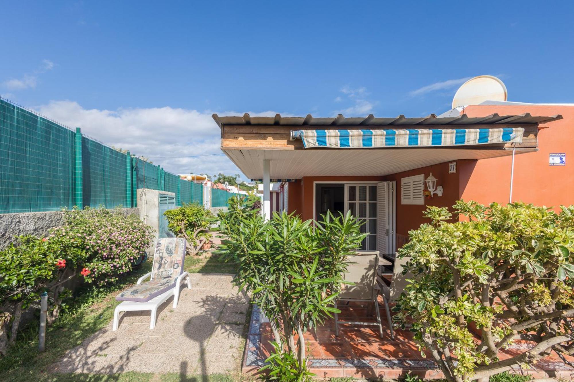 Сasa de vacaciones Los Melocotones Maspalomas Bungalow Privado Lightbooking San Bartolomé