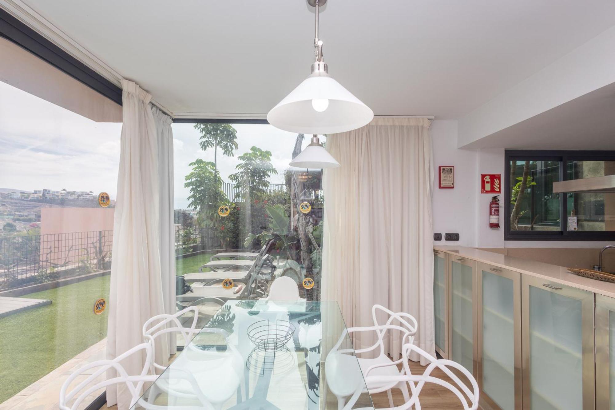 Lightbooking Salobre Lagos Piscina Privada *