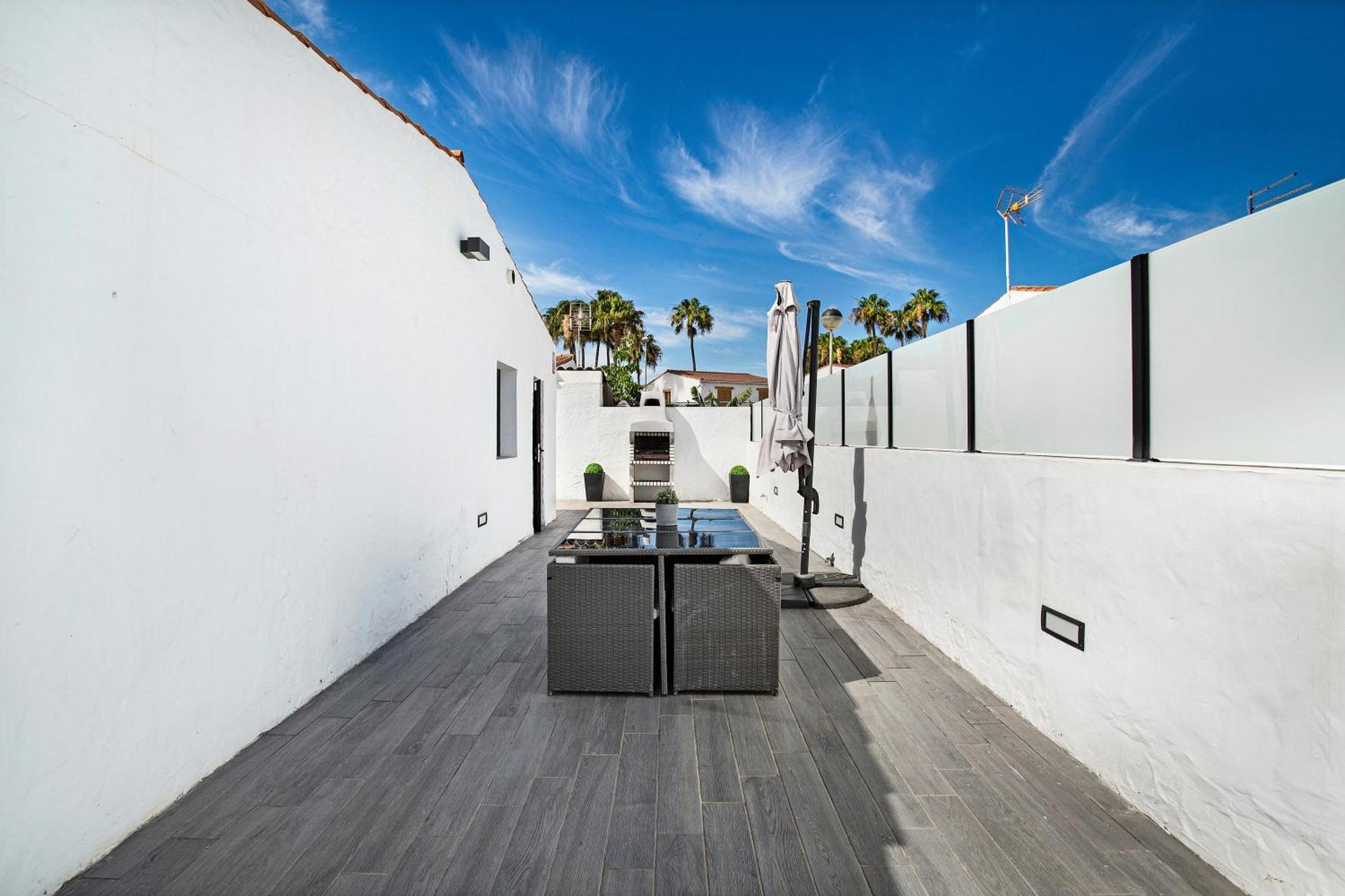 Sunset House Maspalomas Holiday park Playa del Ingles (Gran Canaria)