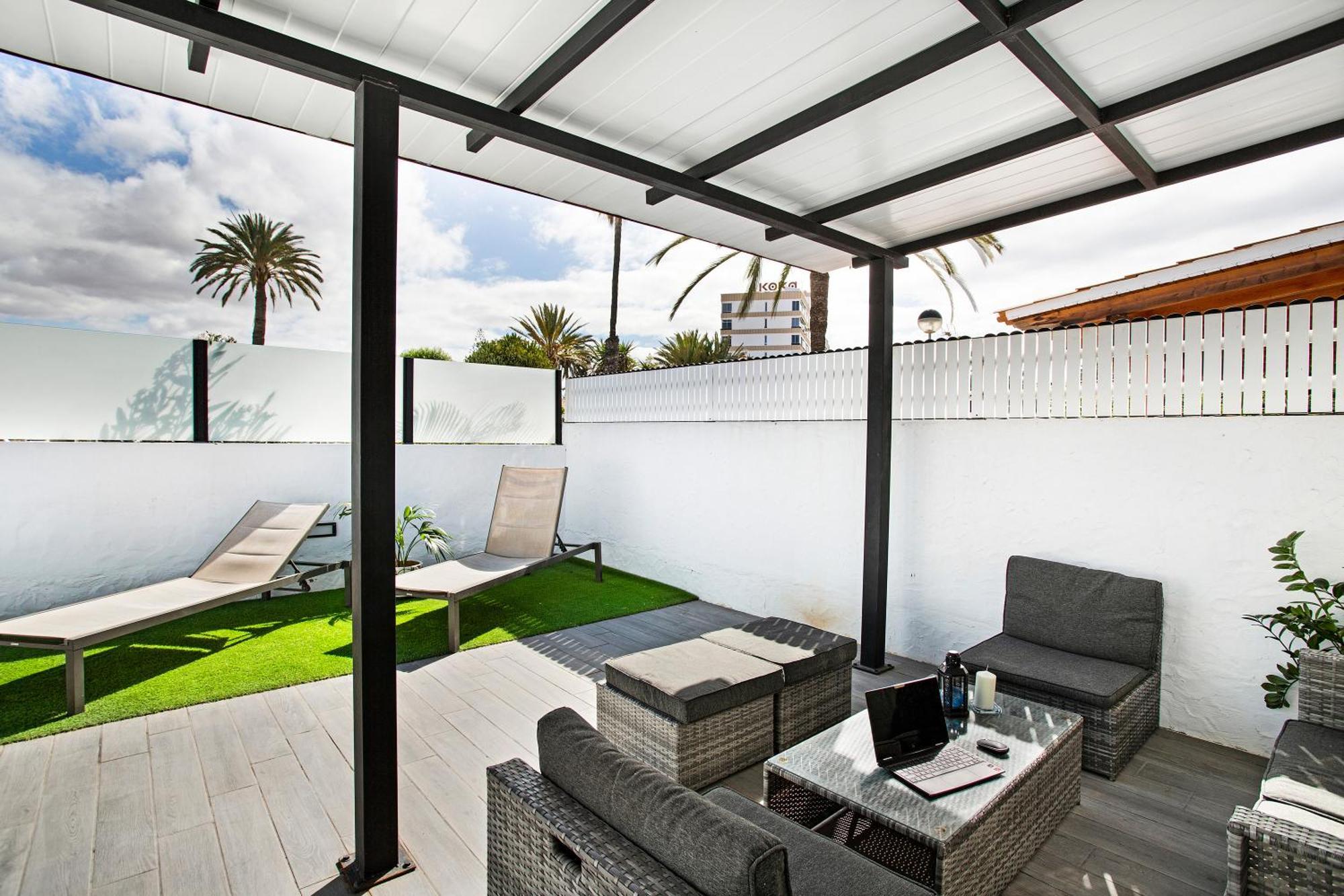 Sunset House Maspalomas *