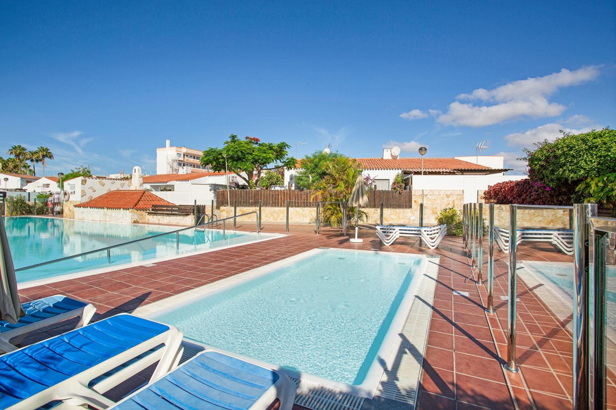 Holiday park Sunset House Maspalomas