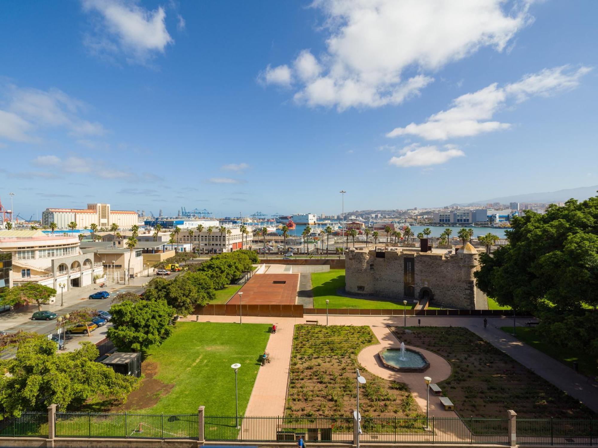Castle Of Light By Canariasgetaway Las Palmas de Gran Canaria