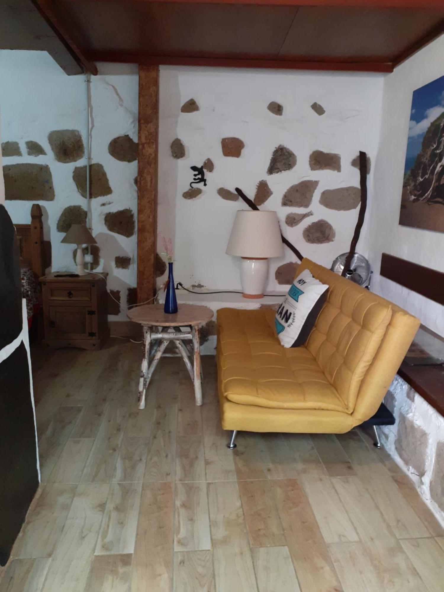 La Piedra Viva , Siete Hermanos Guest house Aguimes