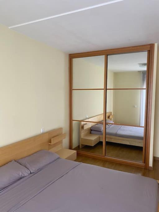 Apartamento Luminoso Atico En Playa Chica *